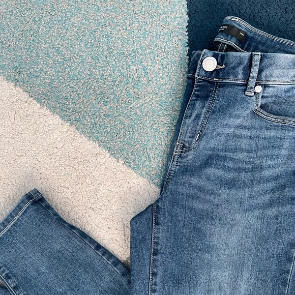 Vera Wang Denim Jeans - Picture 1 of 7